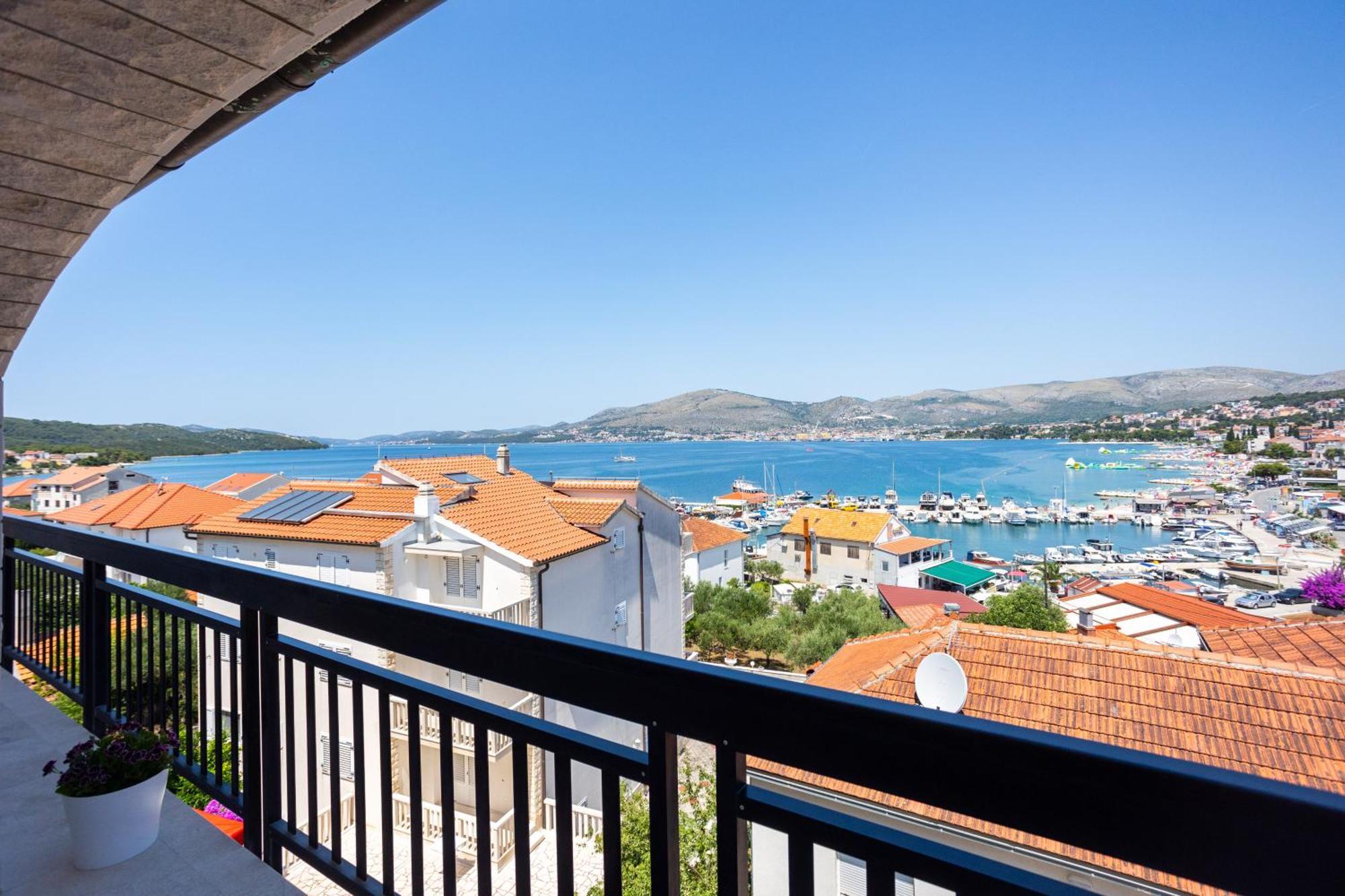 Villa Marina Okrug Gornji Exterior foto